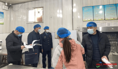 <b><b>商丘市梁园区市场监视办理局“四抓手”建牢校</b></b>